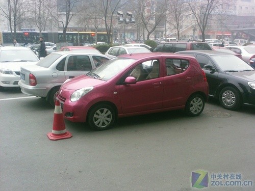 3.2吋屏+48GB+WiFi+500W 酷派N900+评测