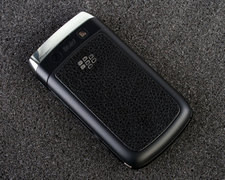 机皇爱上连环跳 黑莓9700今日再降200元 
