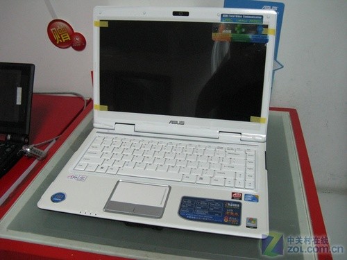 T6600芯4570独显 华硕X85熊猫本4799元 