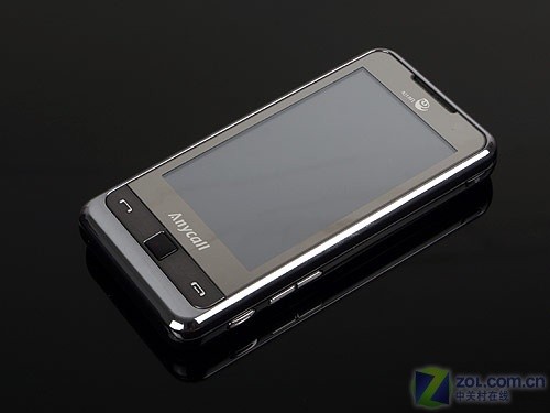 拥有16GB机身海量内存 三星i908e降价 