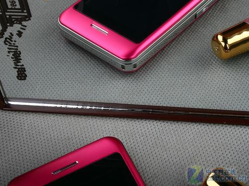 IM软件6合1 "聊客"齐乐CHERR3690评测 