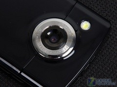 不比iPhone逊色 16GB三星I8910今促销 