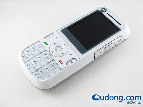 黑白双煞 MOTO W562亚太音乐机简易实测 