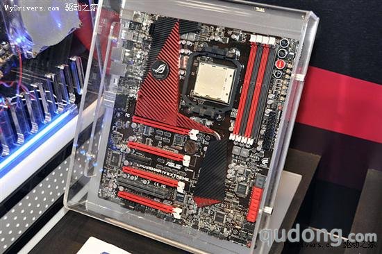 四大成员集体亮相:AMD 8系列主板全展示