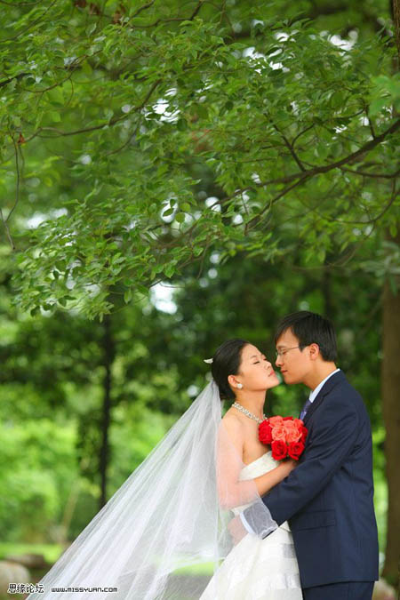 Photoshop调出婚片的稳重深蓝色