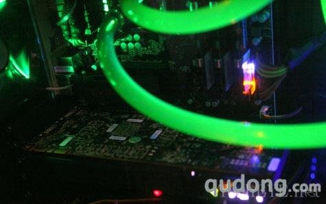 GeForce GTX 480显卡偷拍新照