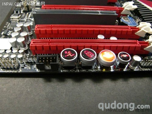 六核绝配!华硕玩家国度890FX主板解析