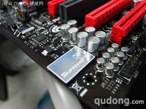 六核绝配!华硕玩家国度890FX主板解析