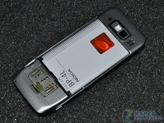 超薄金属智能机 港行诺基亚E52到货小降 超薄金属智能机 港行诺基亚E52到货小降