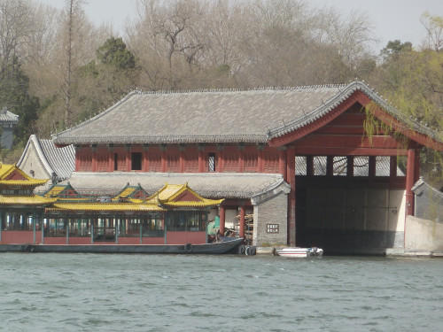 阳光、美女和古寺 松下新Lumix相机外拍 