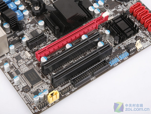性能直逼890GX高频880G跑分成绩曝光