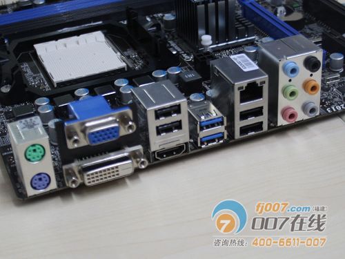 鸟枪变大炮 微星880G主板轻松开核