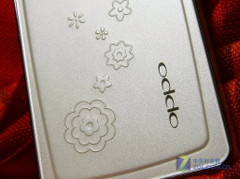 冰淇淋领衔 八款翻盖手机伴您度过酷夏 