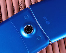 冰淇淋领衔 八款翻盖手机伴您度过酷夏 