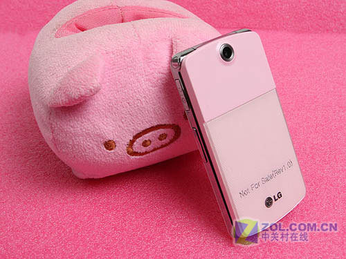 冰淇淋领衔 八款翻盖手机伴您度过酷夏 