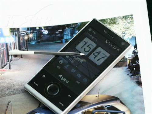 多普达多普达 Touch Diamond S910 图片