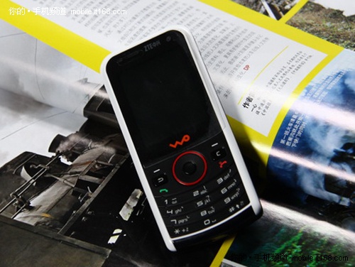 联通定制3G手机 中兴F103评测