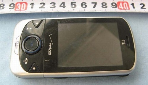 Verizon首款国产手机 ZTE F350亮相