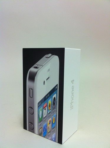 即将问世 iPhone4白色版开箱照抢先看