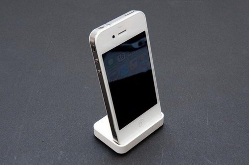 即将问世 iPhone4白色版开箱照抢先看