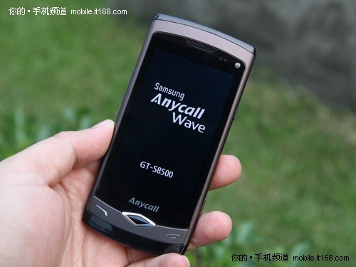 三星S8500高配低价备受网友青睐
