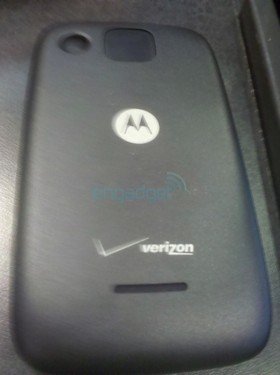 低价Android智能 MOTO WX445首次曝光