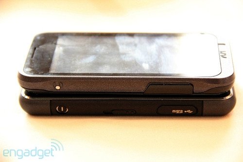 插拔microSD MeeGo/Android双系统界面