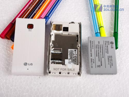 Android中端新贵 白色LG GT540可爱图赏 