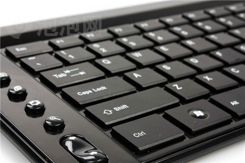 新贵轻雅·尚品黑白版(KB880U)键盘 