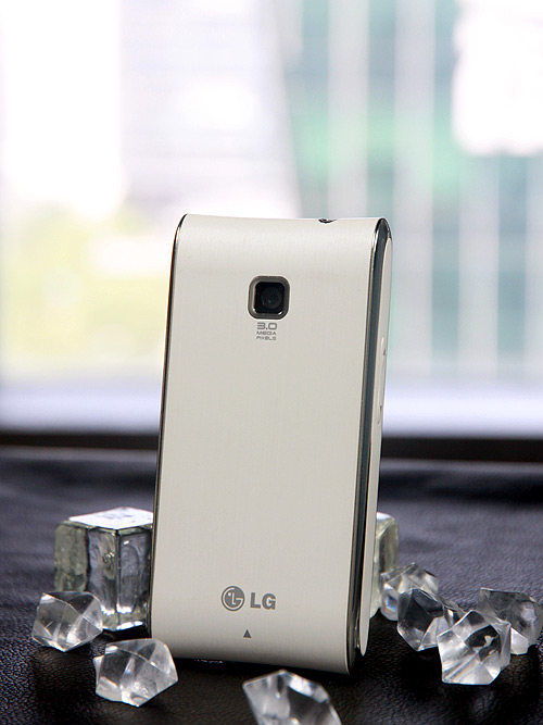LG GT540功能按键及接口设计