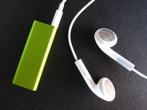 会说话的MP3 iPod shuffle现售390元 