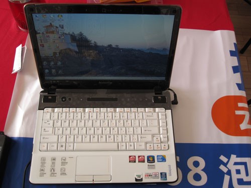 联想IdeaPad Y460A-IFI(白)(E)笔记本 