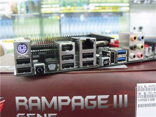 华硕(ASUS)Rampage III Gene(玩家国度)主板 
