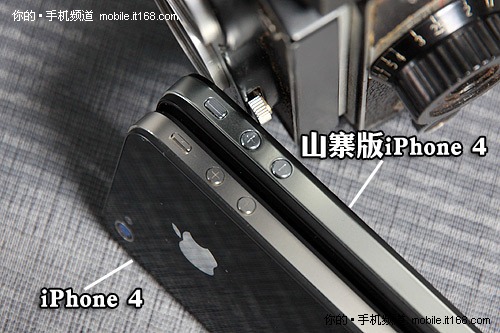 细节对比:刻意模仿下露出马脚