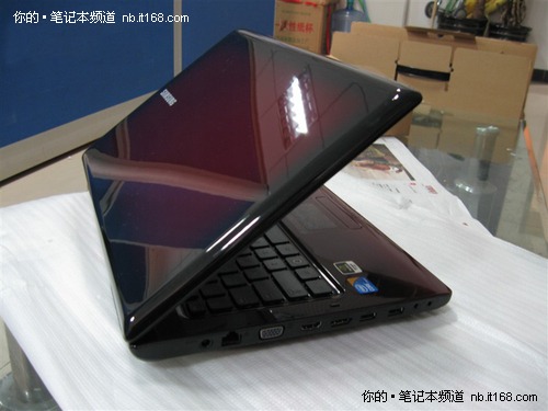享受最超值的奢华  三星R780超值价7800