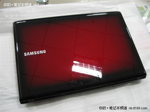 享受最超值的奢华  三星R780超值价7800