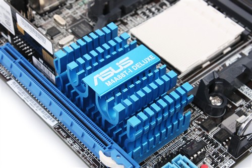 华硕(ASUS)M4A88T-I Deluxe主板 