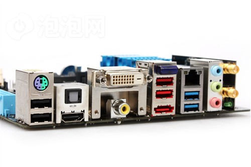 华硕(ASUS)M4A88T-I Deluxe主板 