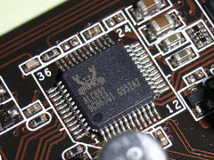 AMD六核绝配 华硕超豪华890GX售1199元 