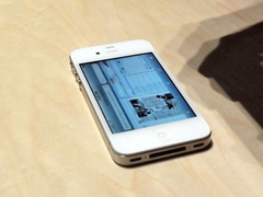 iPhone 4价格虚高