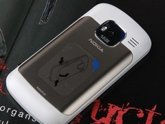 E5整体外观传承之中有亮点