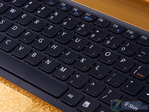 太晃眼 索尼VAIO EA阿拉伯版首发评测 