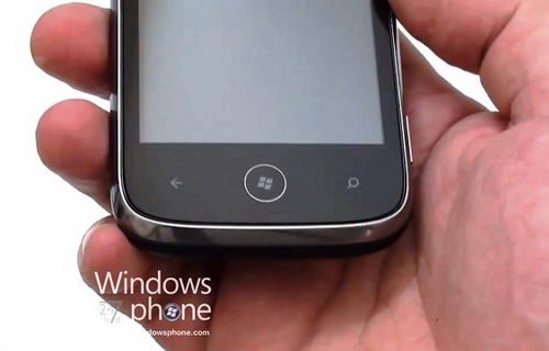 HTC首款WP7新机多图曝光