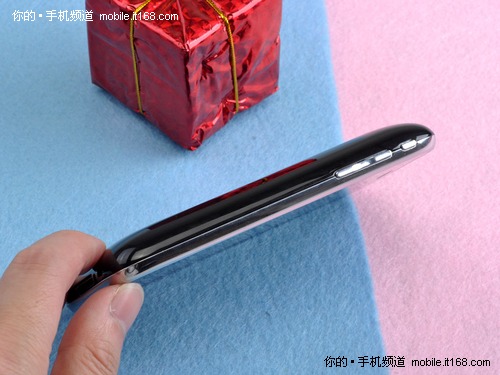 继续用着iPhone的外观