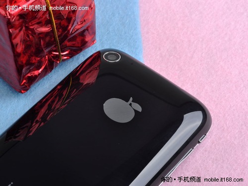 采用的是Android系统