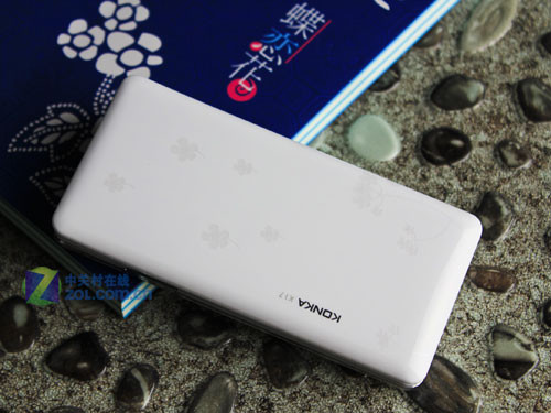 时尚&ldquo;i呼吸&rdquo; 唯美翻盖康佳K17真机图赏 