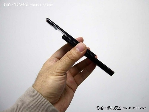 极简黑标巧克力机 LG BL20售1140元