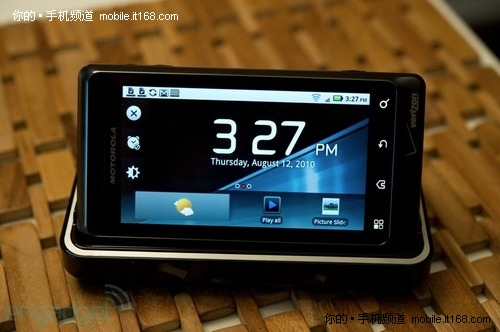 硬件升级:1GHz CPU性能达到Droid两倍
