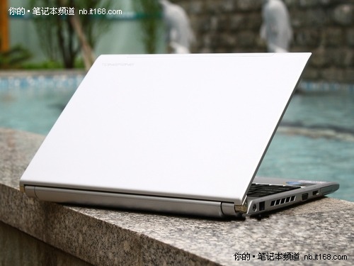 双电续航 清华同方锋锐S30i-43售3349元