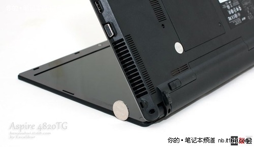 宏碁4820TG接口布局与配件